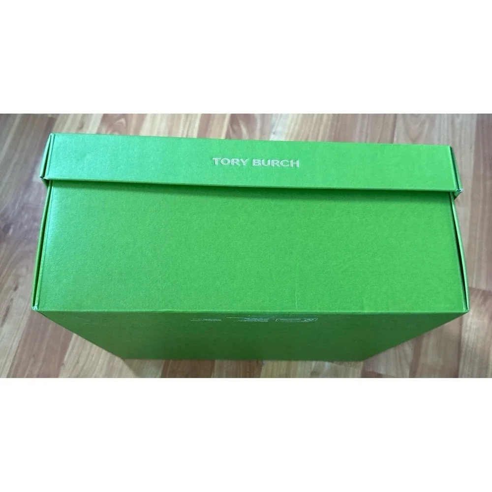 Tory‎ Burch empty shoe box